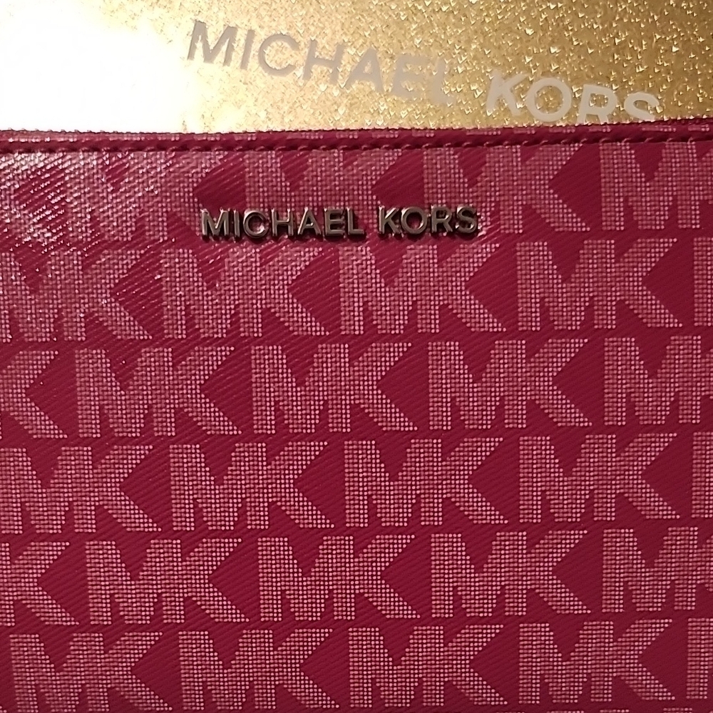 Michael Kors Pink Clutch with Signature Monogram - Picture 7 of 7